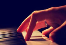 开云体育下载-王者觉醒！皇家马德里：浴火重生的荣耀征途