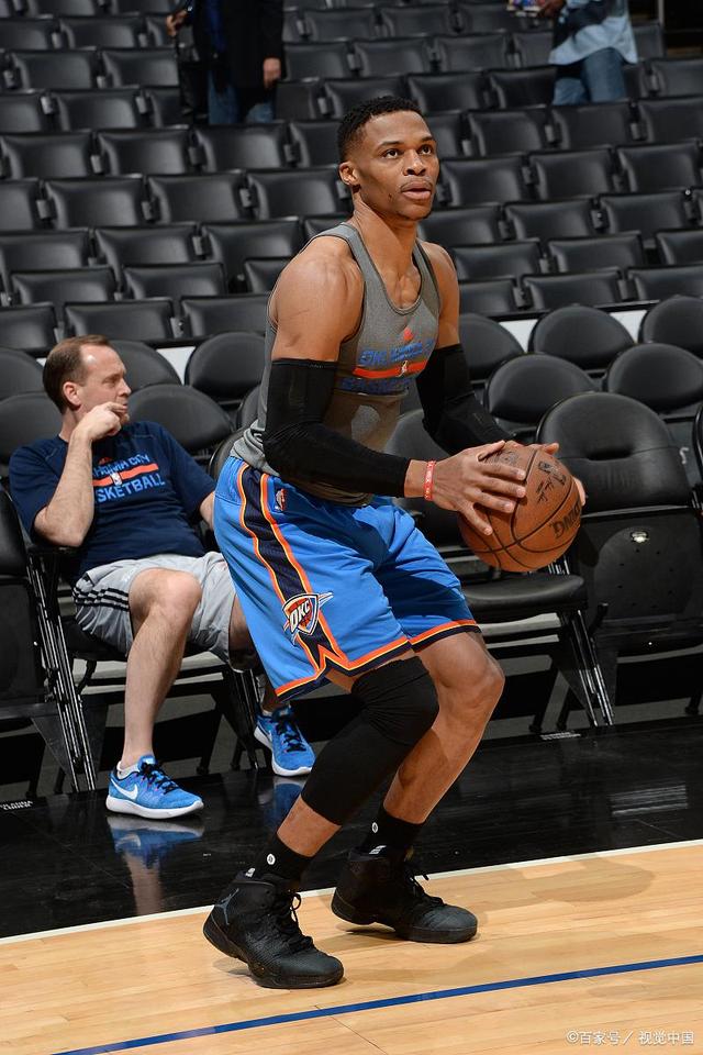 开云平台-纷争激烈的比赛中球员们展现实力，令人赞叹不已的简单介绍