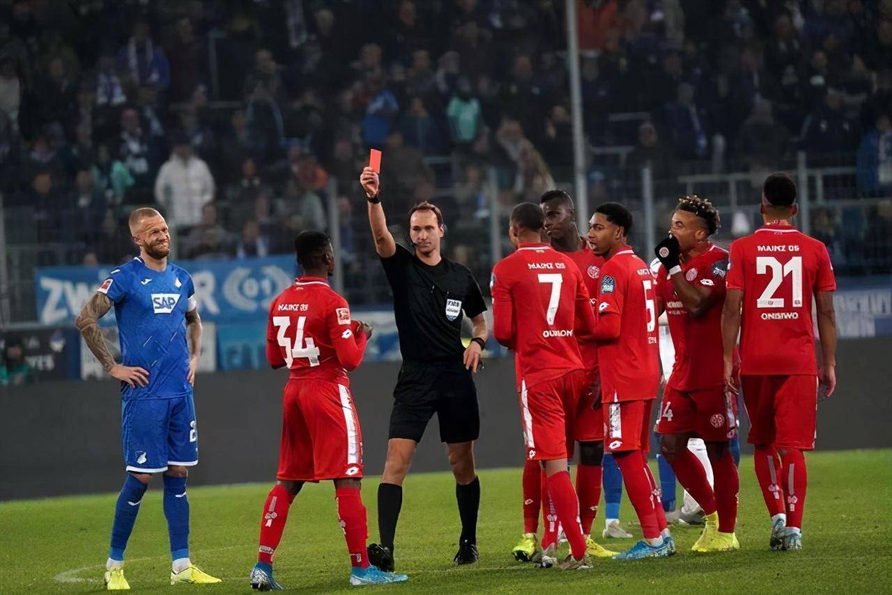 美因茨球队客场战胜对手,积分榜上升 美因茨球队客场战胜对手,积分榜上升