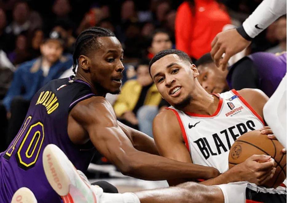 中锋独力砍分，球队获得胜利关键