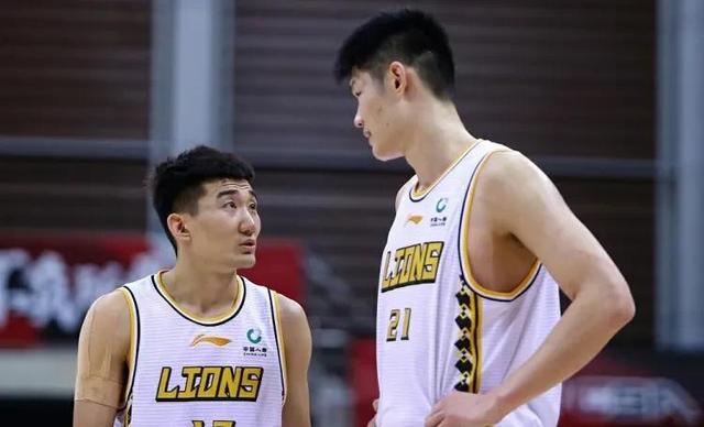 天津队在实力对决中夺得胜利,进军前八 天津队在实力对决中夺得胜利,进军前八