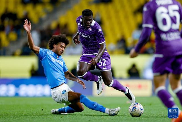 那不勒斯力克佛罗伦萨,赢得宝贵胜利的简单介绍 那不勒斯力克佛罗伦萨,赢得宝贵胜利的简单介绍