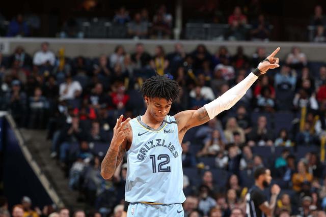 开云体育官方网站-灰熊客场大败，连败之苦难言的简单介绍