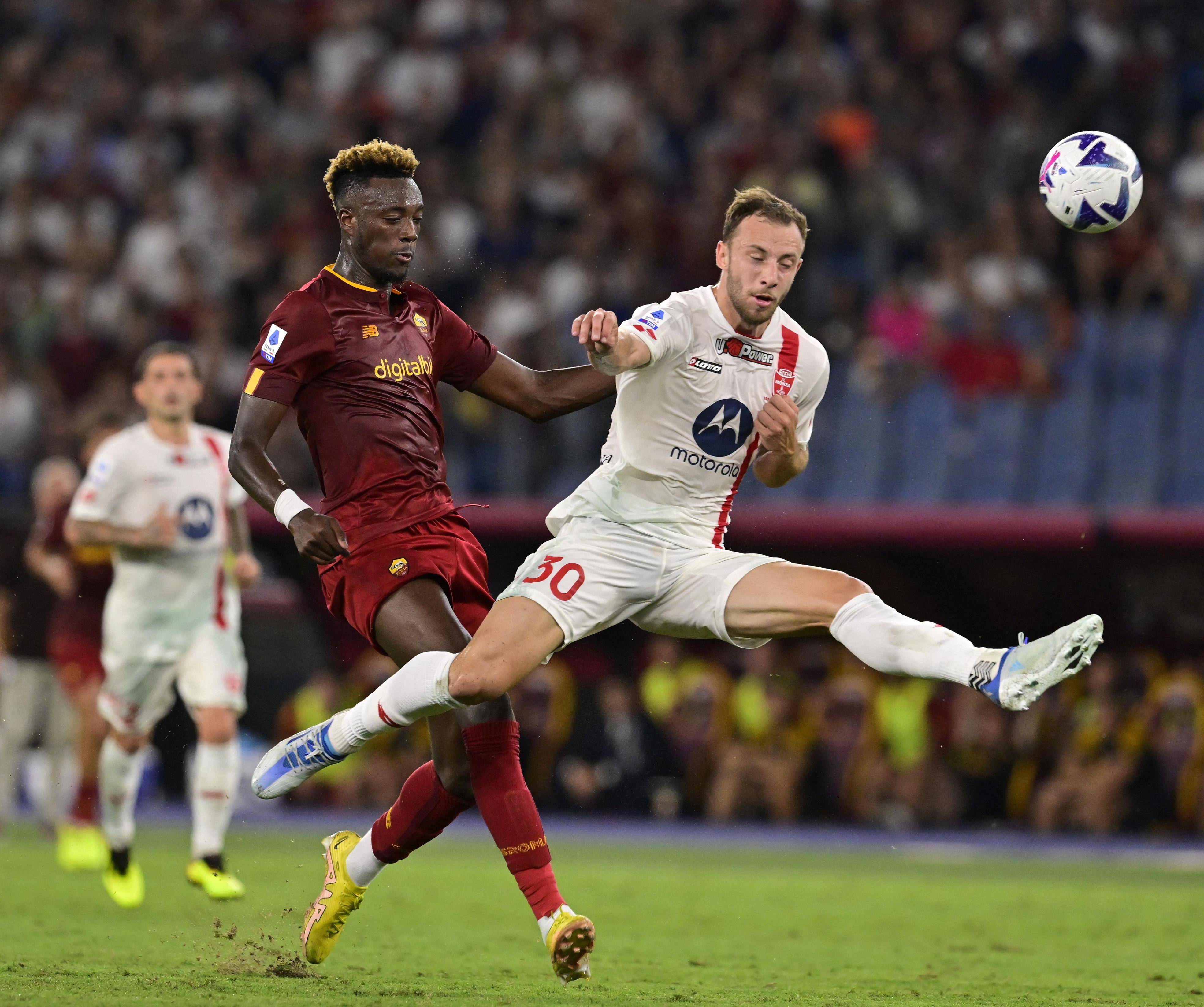 意甲比赛风云变幻,球员实力有强弱的简单介绍 意甲比赛风云变幻,球员实力有强弱的简单介绍