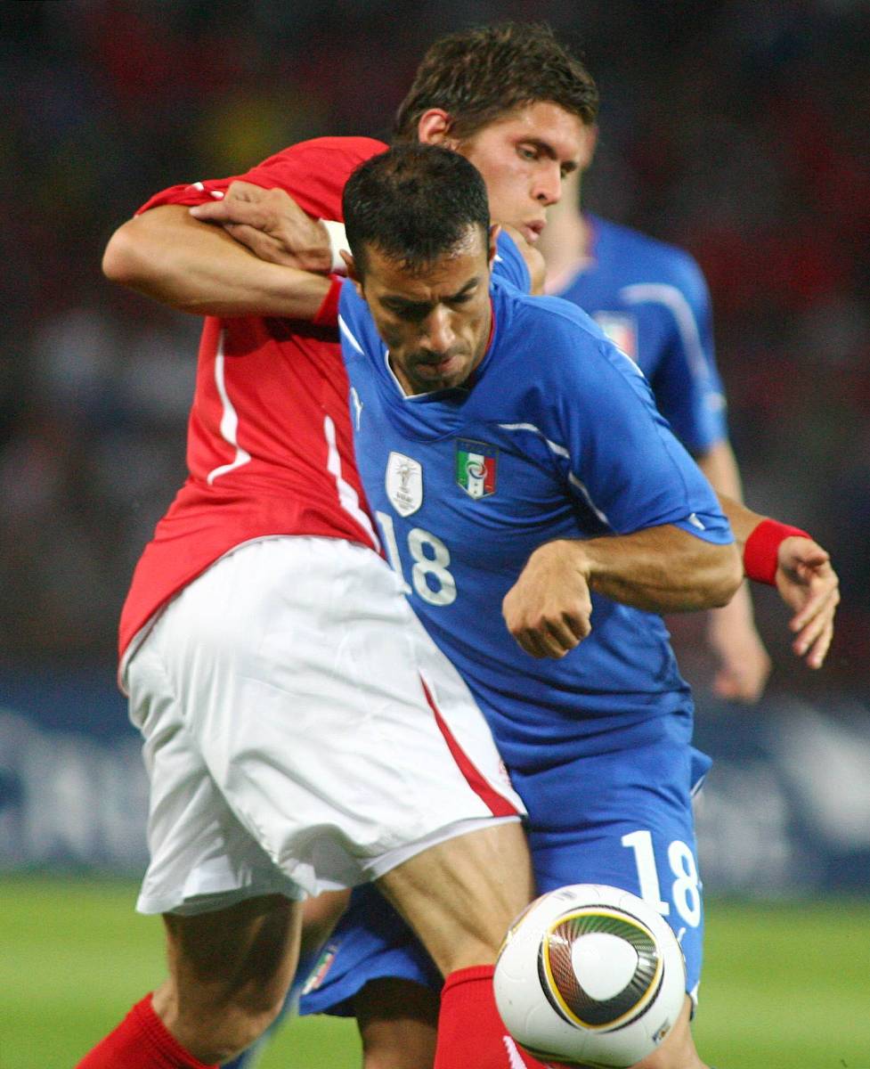 欧洲杯预选赛:激情角逐球员拼尽全力的简单介绍 欧洲杯预选赛:激情角逐球员拼尽全力的简单介绍