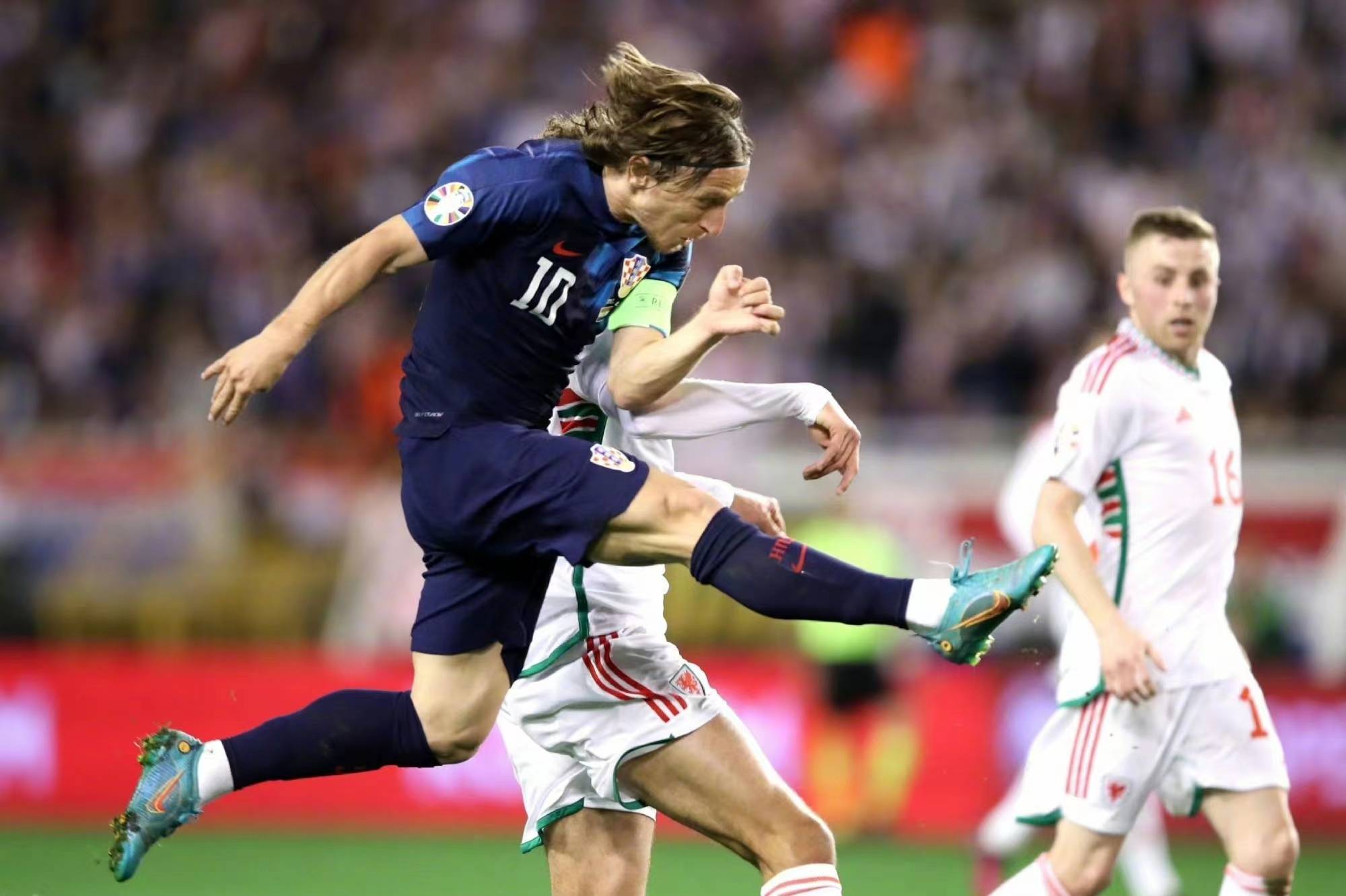 欧预赛比赛前夕：瑞典队全力备战迎战西班牙的简单介绍