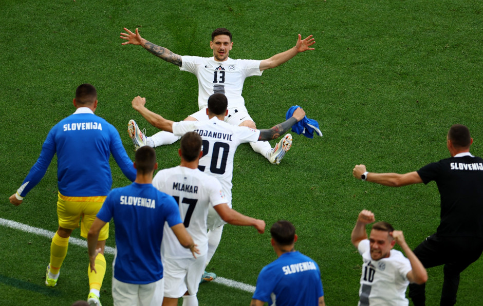 瑞典击败斯洛文尼亚在欧洲杯预选赛中前进