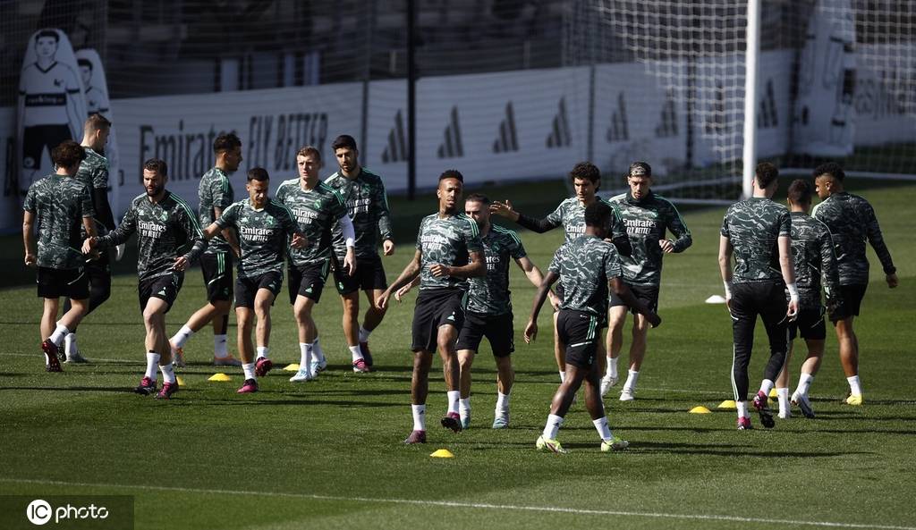 开云体育在线-皇家马德里备战欧冠，主帅派出最强阵容