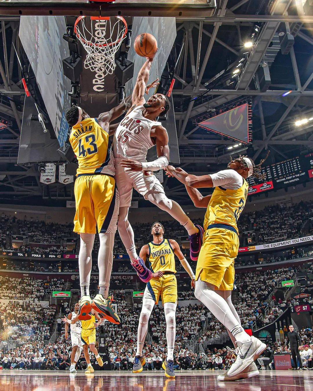 开云体育入口-步行者客场击败黄蜂，韦德复出贡献全力的简单介绍