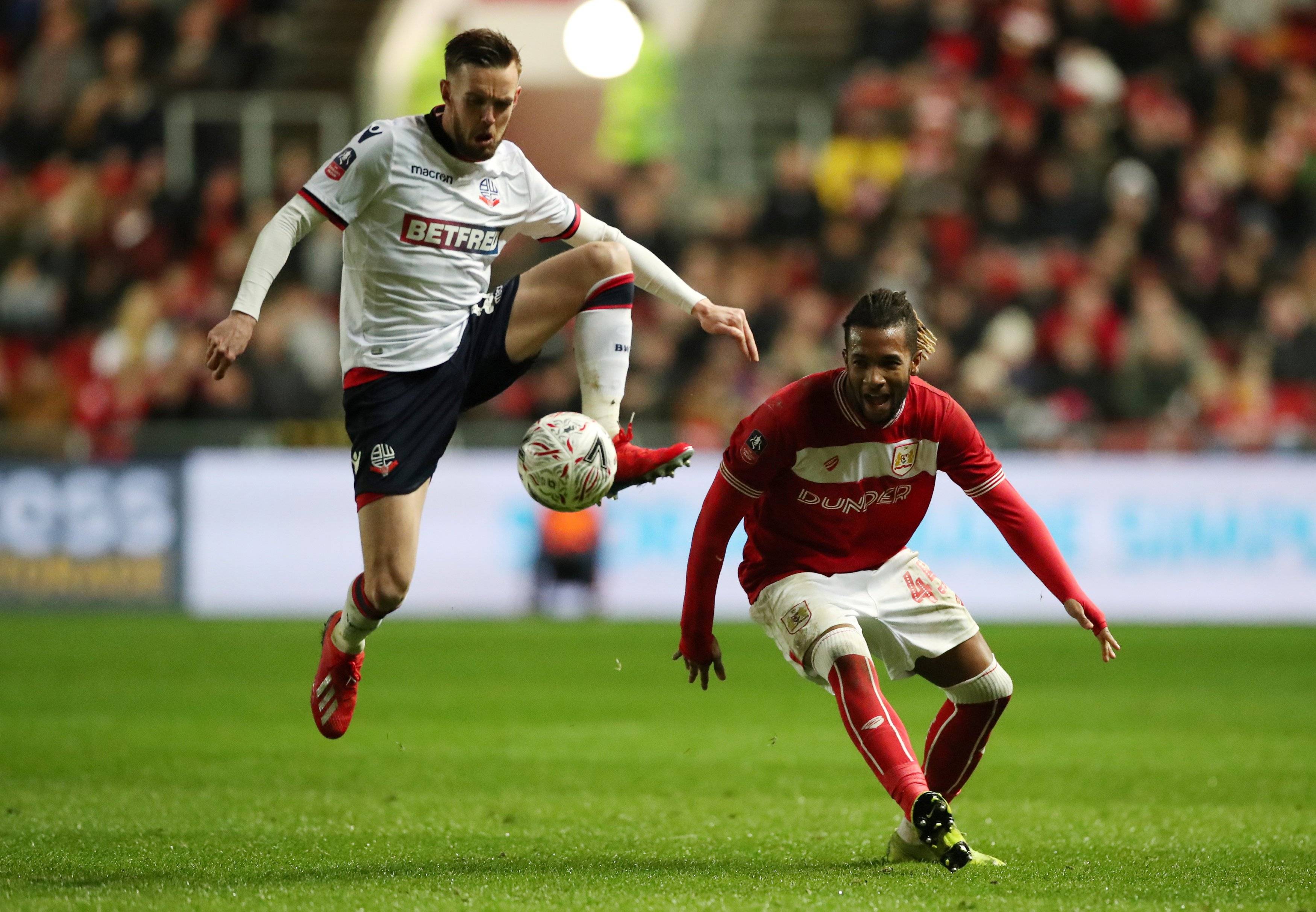 开云体育官方网站-俄罗斯对决克罗地亚，晋级形势变数颇多的简单介绍