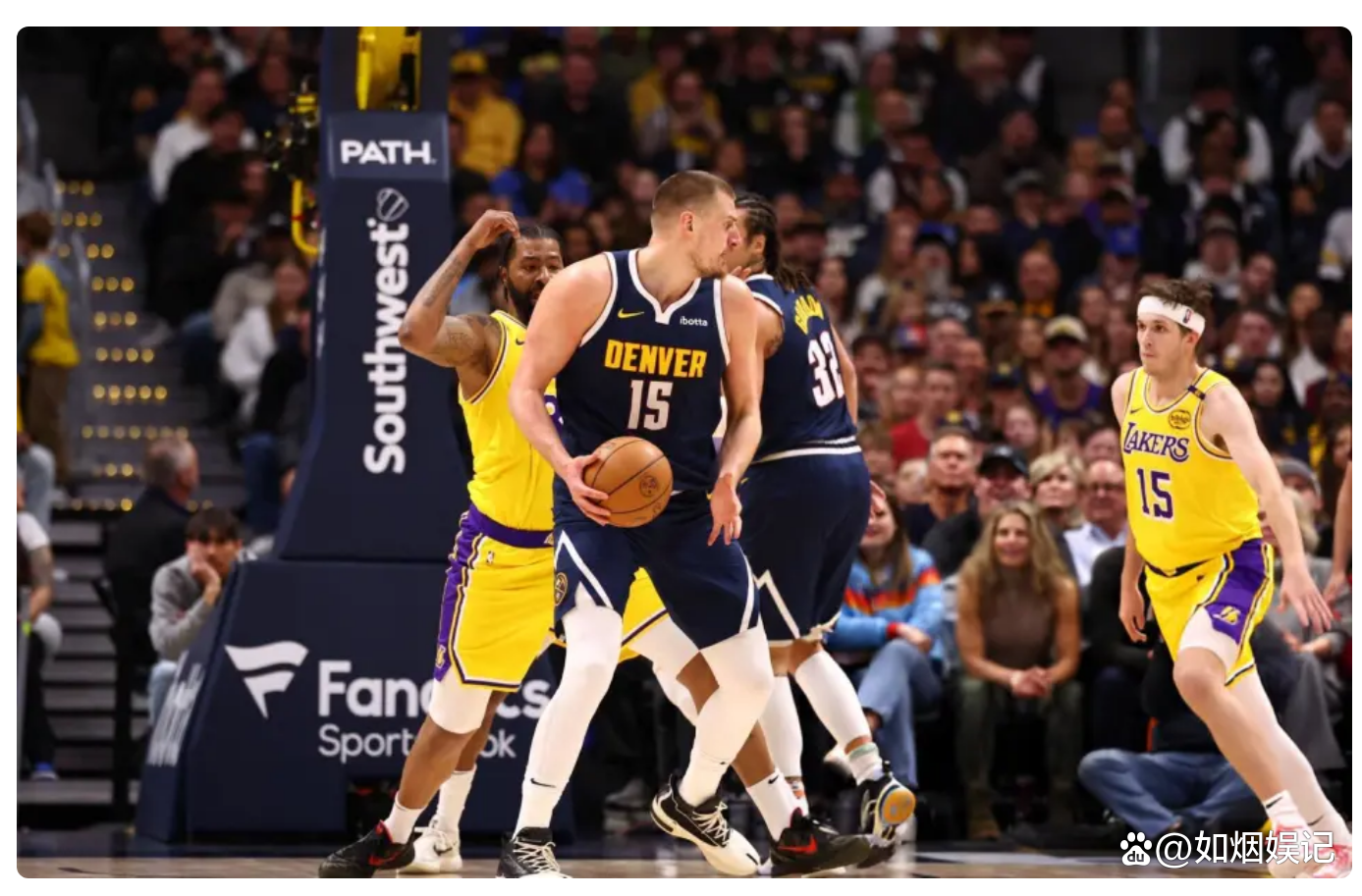 湖人主帅哈特一箭定江山,全队欣喜不已 湖人主帅哈特一箭定江山,全队欣喜不已