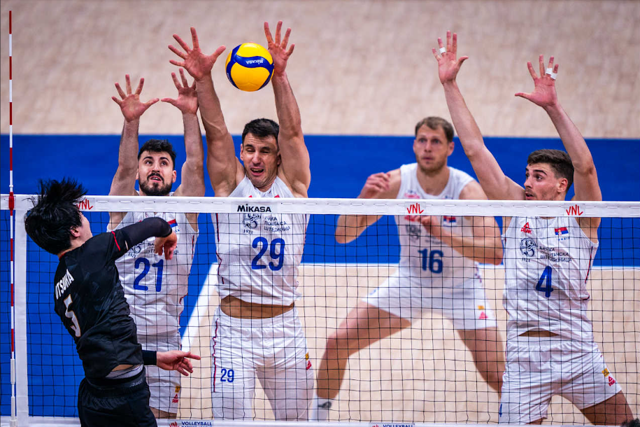 开云体育平台APP-逆转胜利！塞尔维亚选手喜获金牌