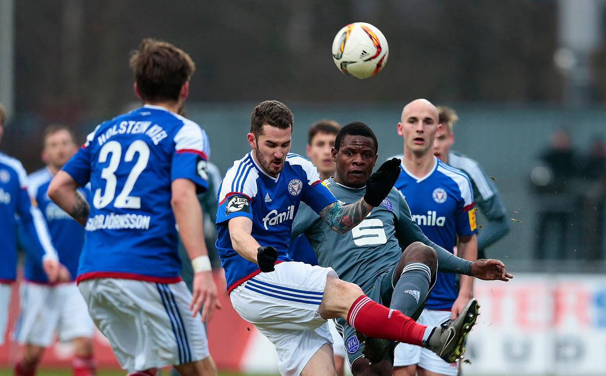 开云体育中国-包含皇家贝蒂斯攻防转换顿挫，未来路途不明的词条