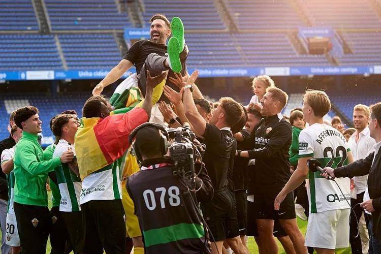 开云体育官网-萨尔维托主场告捷，稳固联赛中游位置