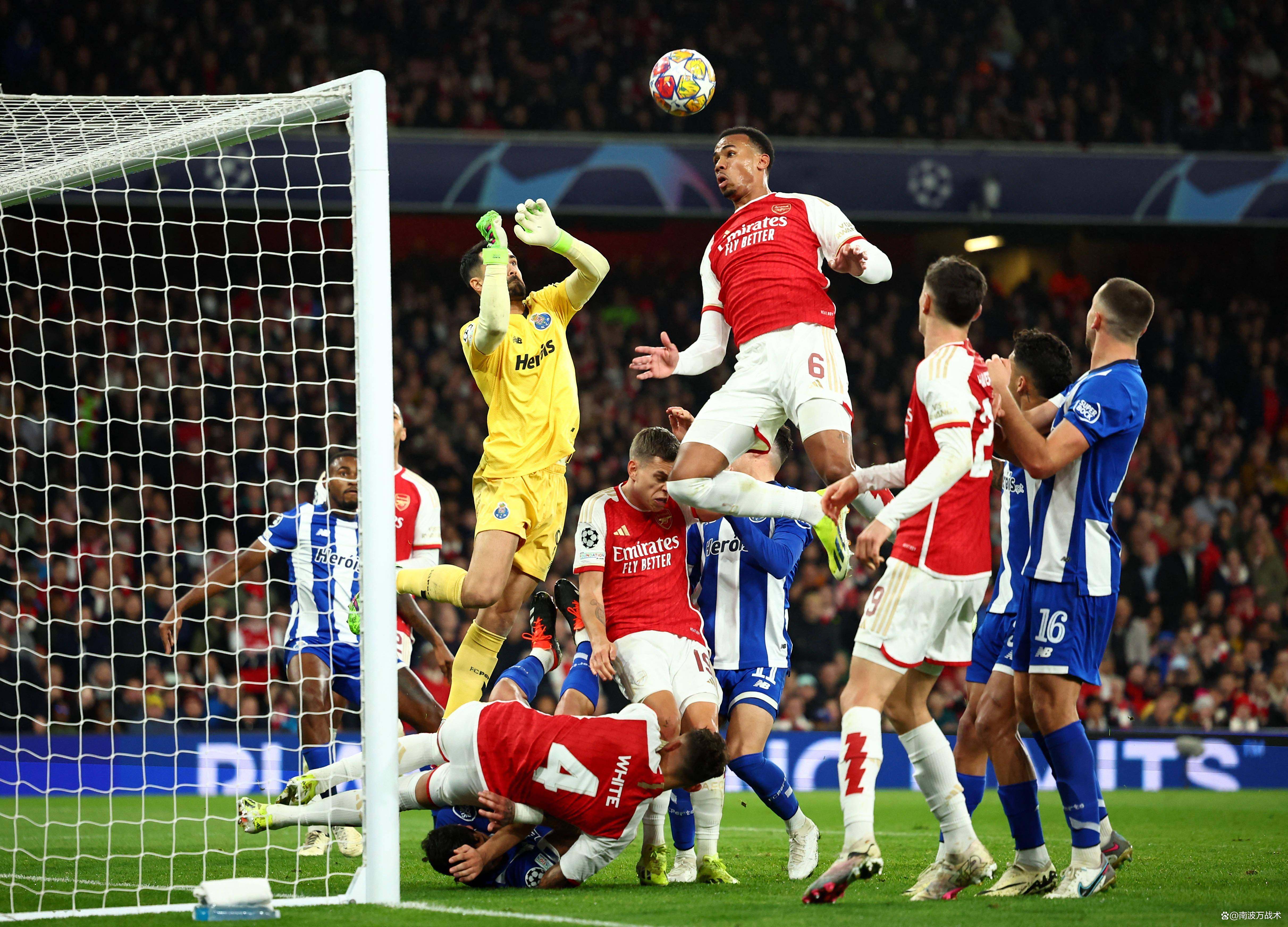 包含激战连连，欧洲联赛豪门对决焦点十足的词条