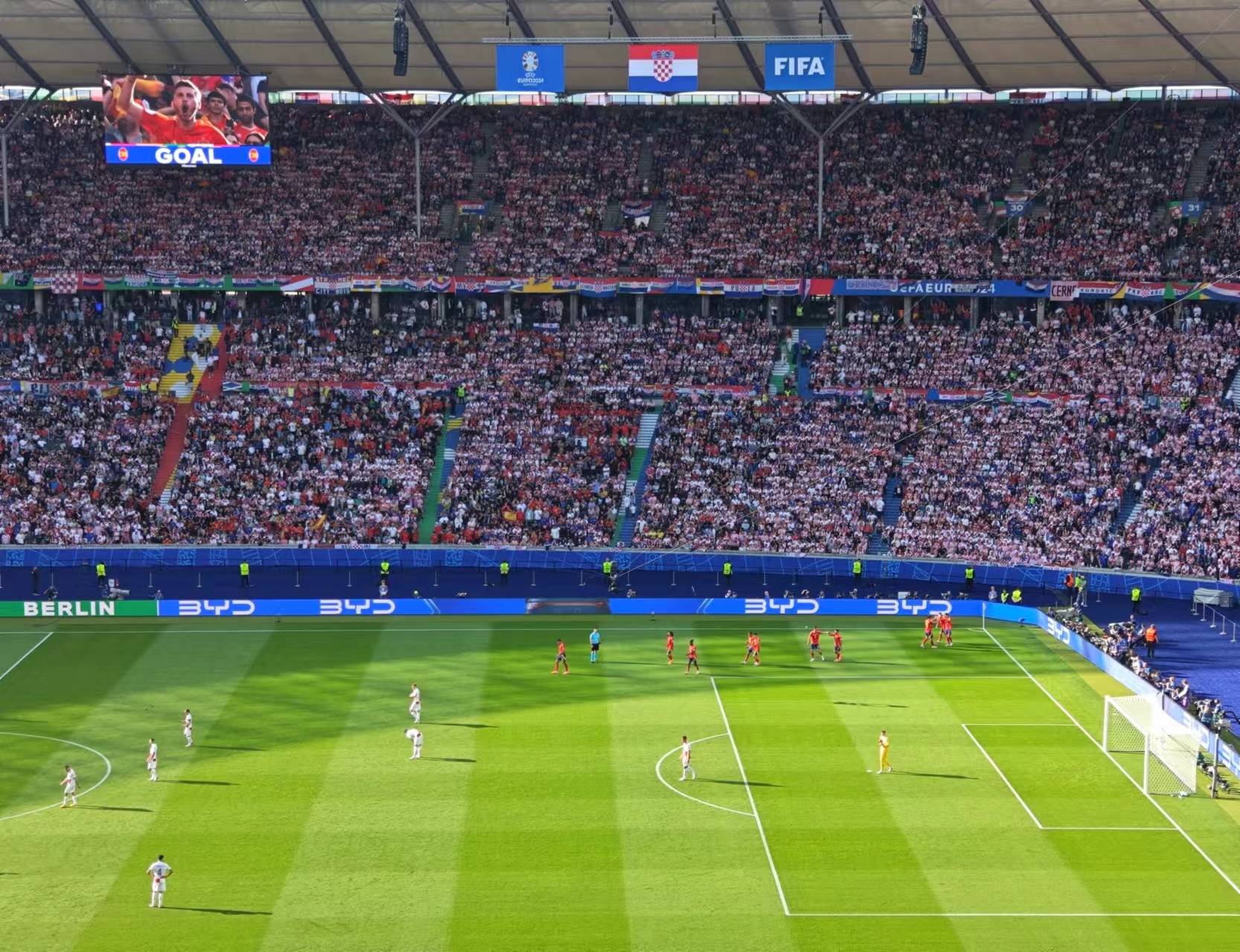 英格兰击败克罗地亚,取得欧洲杯开门红 英格兰击败克罗地亚,取得欧洲杯开门红