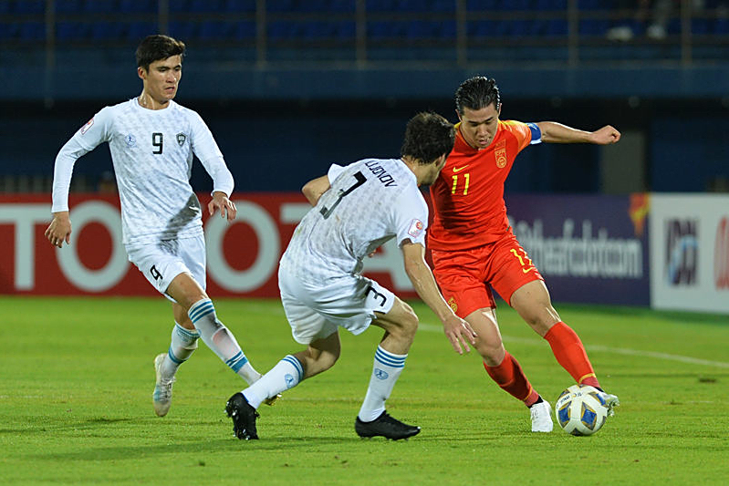 开云体育平台APP-欧国联小组赛精彩纷呈，晋级之路漫长