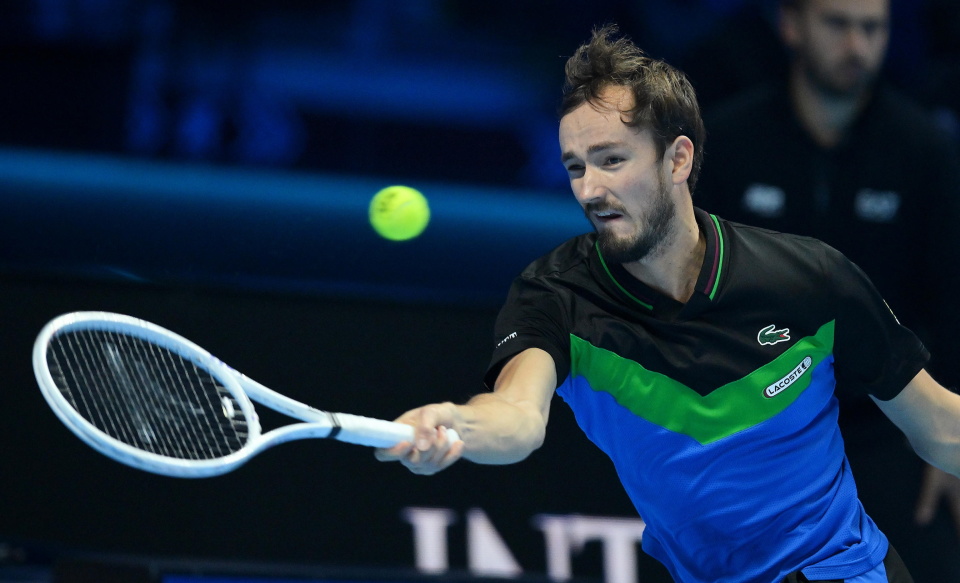 开云体育-ATP总决赛横扫拉沃尔杯，兹维列夫扛起全队的简单介绍